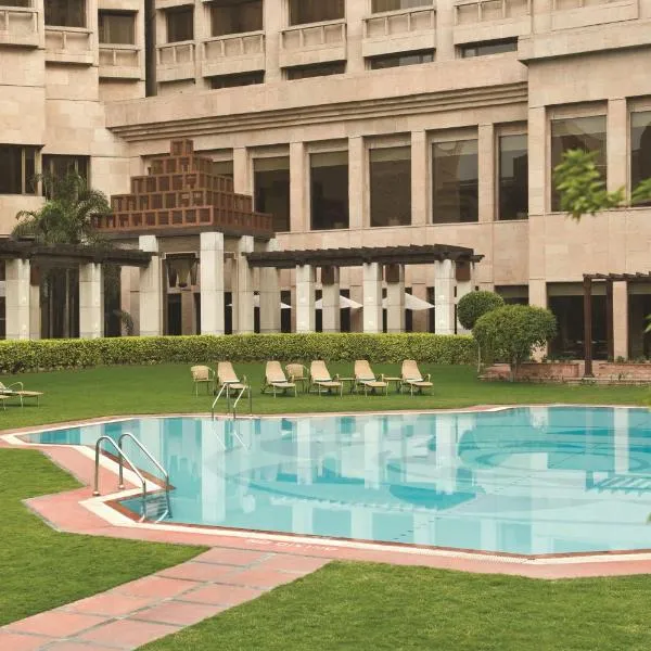 Hyatt Regency Location Escorts
